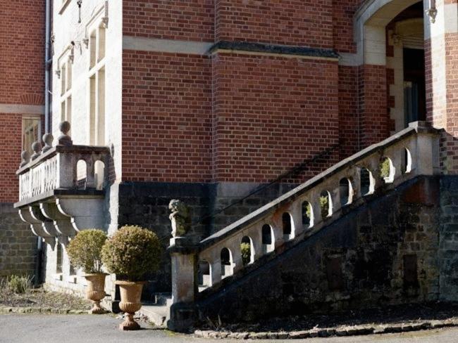 New-Castle Spa Exterior foto